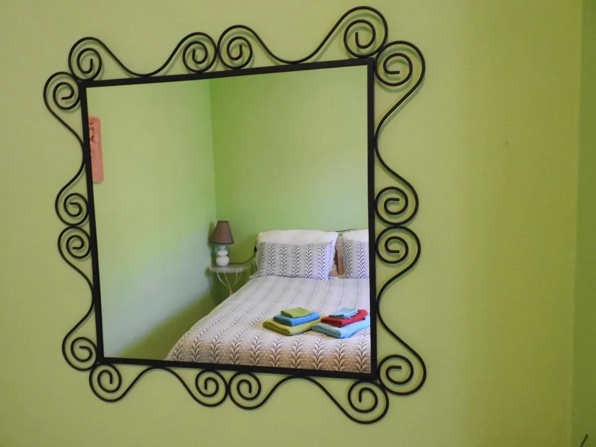 L'Iris Bed & Breakfast Stellanello